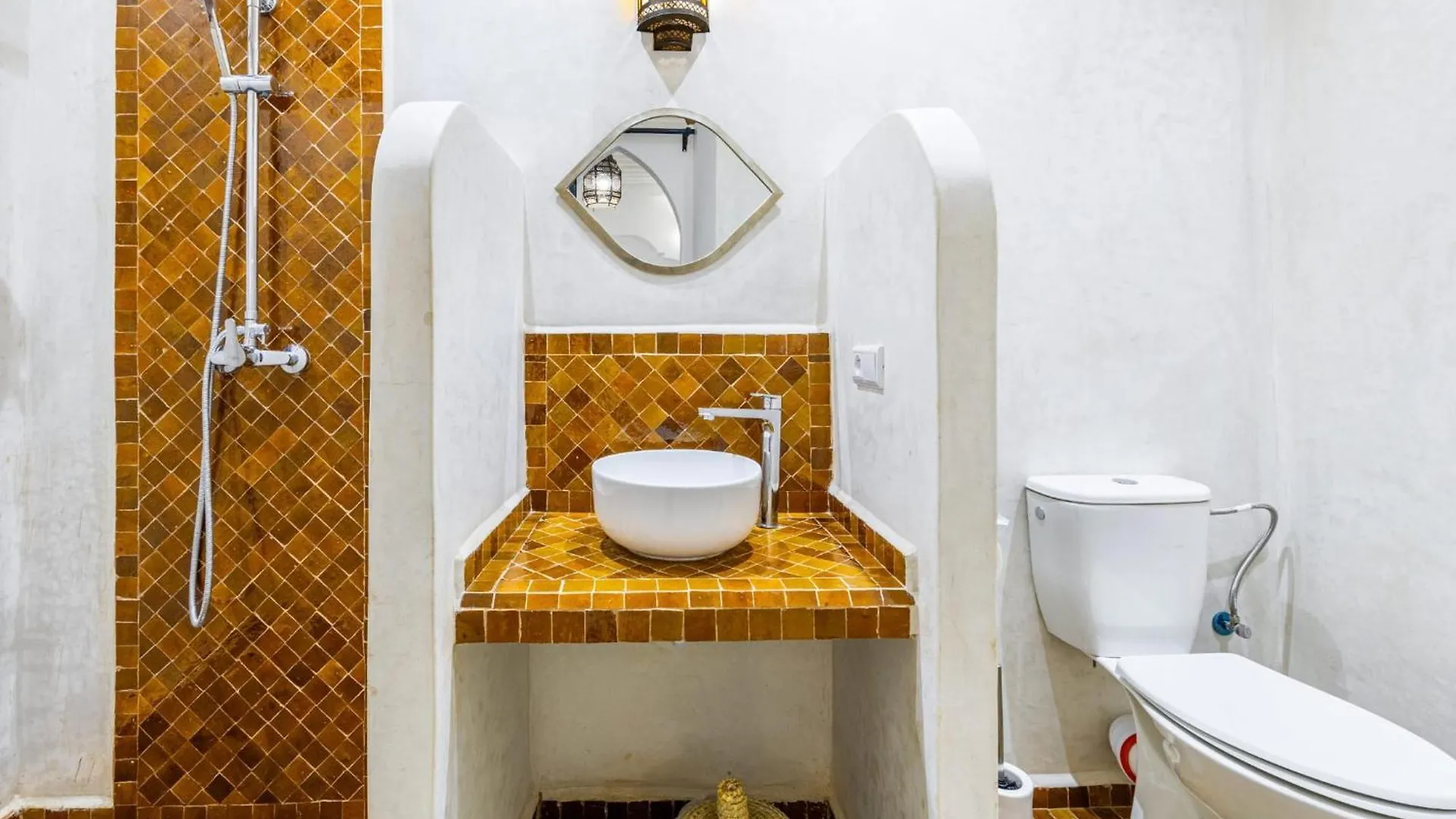 Riad El Hana En Centre Ville Rooftop Et Bassin Marrakesch