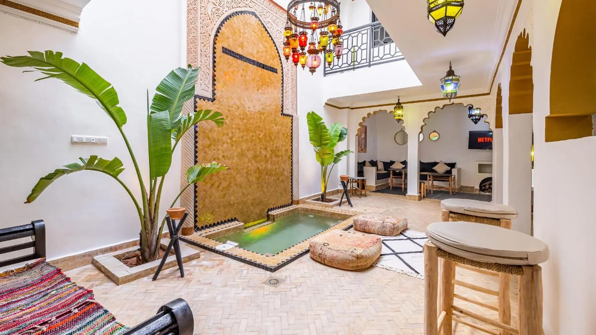 Riad El Hana En Centre Ville Rooftop Et Bassin Marrakesch